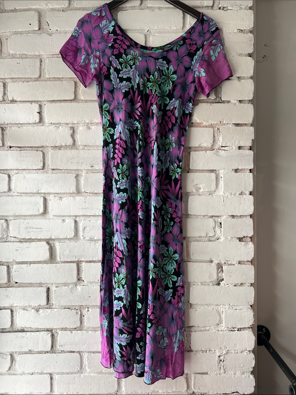 90s vintage Purple Floral Midi Dress with Green Accents